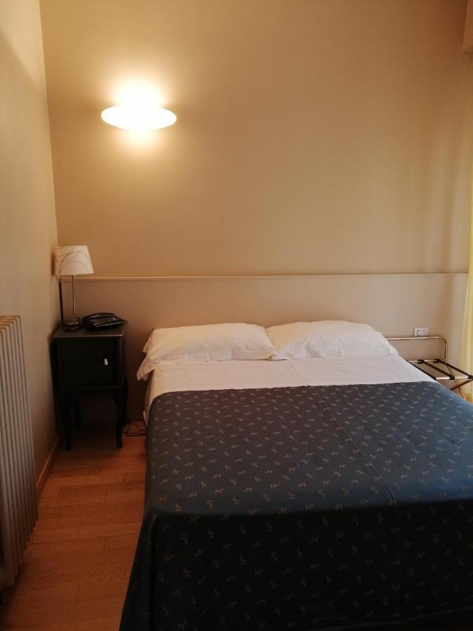 Hotel Corso Alaxi Hotels Alassio Zewnętrze zdjęcie