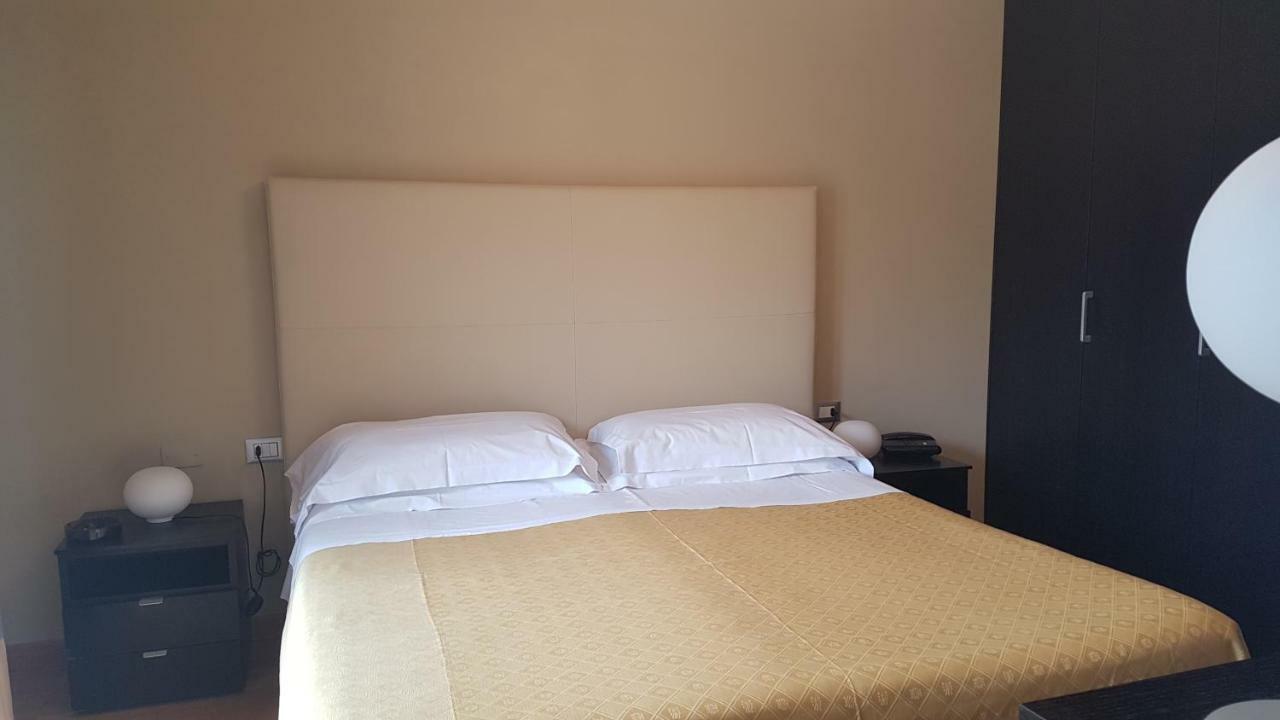 Hotel Corso Alaxi Hotels Alassio Zewnętrze zdjęcie